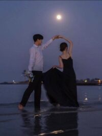 Ảnh bìa của Hai Năm Hôn Nhân