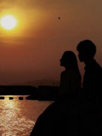 Ảnh bìa của Chồng Dan Díu Với Thư Ký Trong Văn Phòng