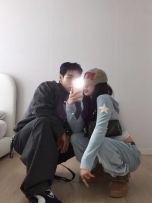 Ảnh bìa của Tô Miên Miên