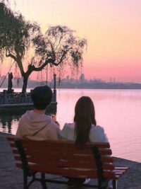 Ảnh bìa của Lúc Hoạn Nạn Mới Thấu Lòng Người