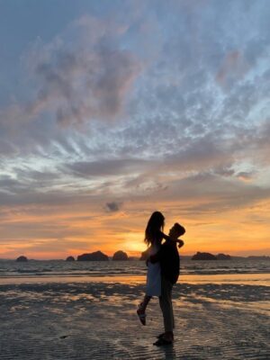 Ảnh bìa của Thứ Tốt Đẹp Chờ Tôi Phía Trước