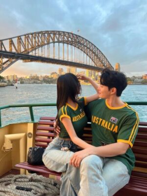 Ảnh bìa của Tôi Luôn Chờ Anh
