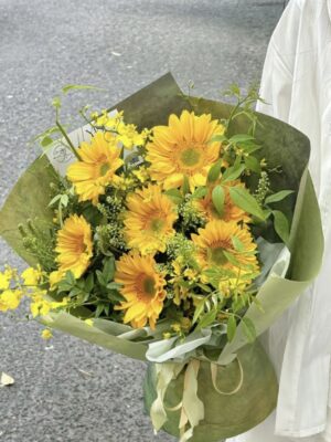 Ảnh bìa của Cơn Mưa Chia Ly
