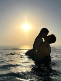 Ảnh bìa của Ba Lần Bắt Gặp Chồng Ở Cùng Trợ Lý