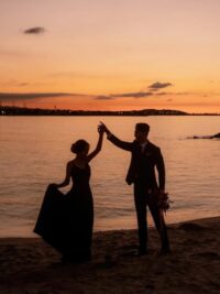 Ảnh bìa của Bông Hồng Tàn Phai