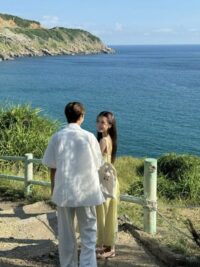 Ảnh bìa của Trả Lại Anh Cho Cô Ta