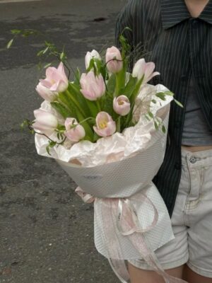 Ảnh bìa của Yêu Thương Muộn Màng