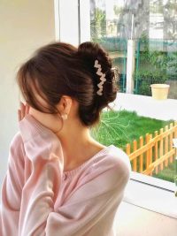 Ảnh bìa của Về Với Ánh Sáng Của Chính Mình